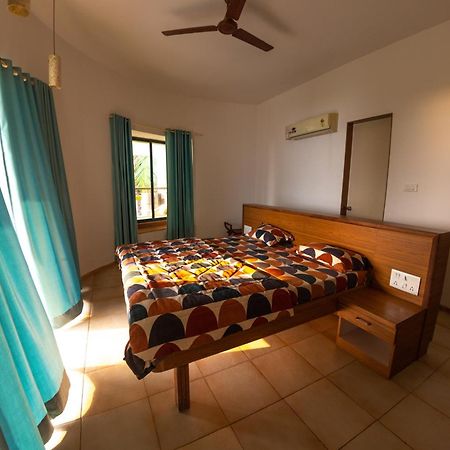 Villa Infinity By The Sea Murud  Εξωτερικό φωτογραφία
