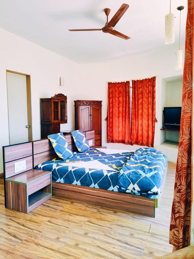 Villa Infinity By The Sea Murud  Εξωτερικό φωτογραφία