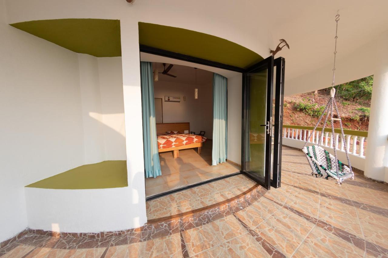 Villa Infinity By The Sea Murud  Εξωτερικό φωτογραφία
