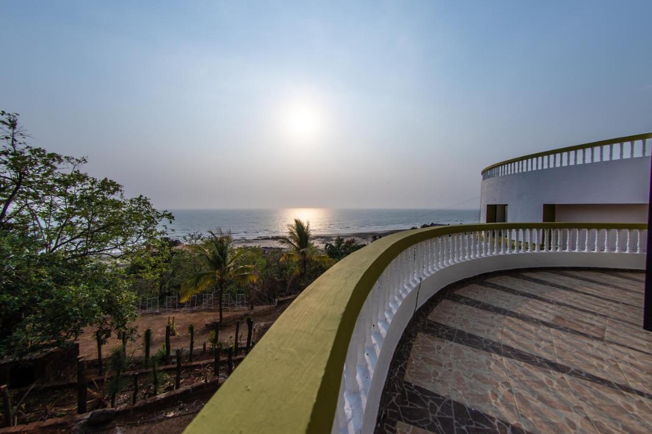 Villa Infinity By The Sea Murud  Εξωτερικό φωτογραφία